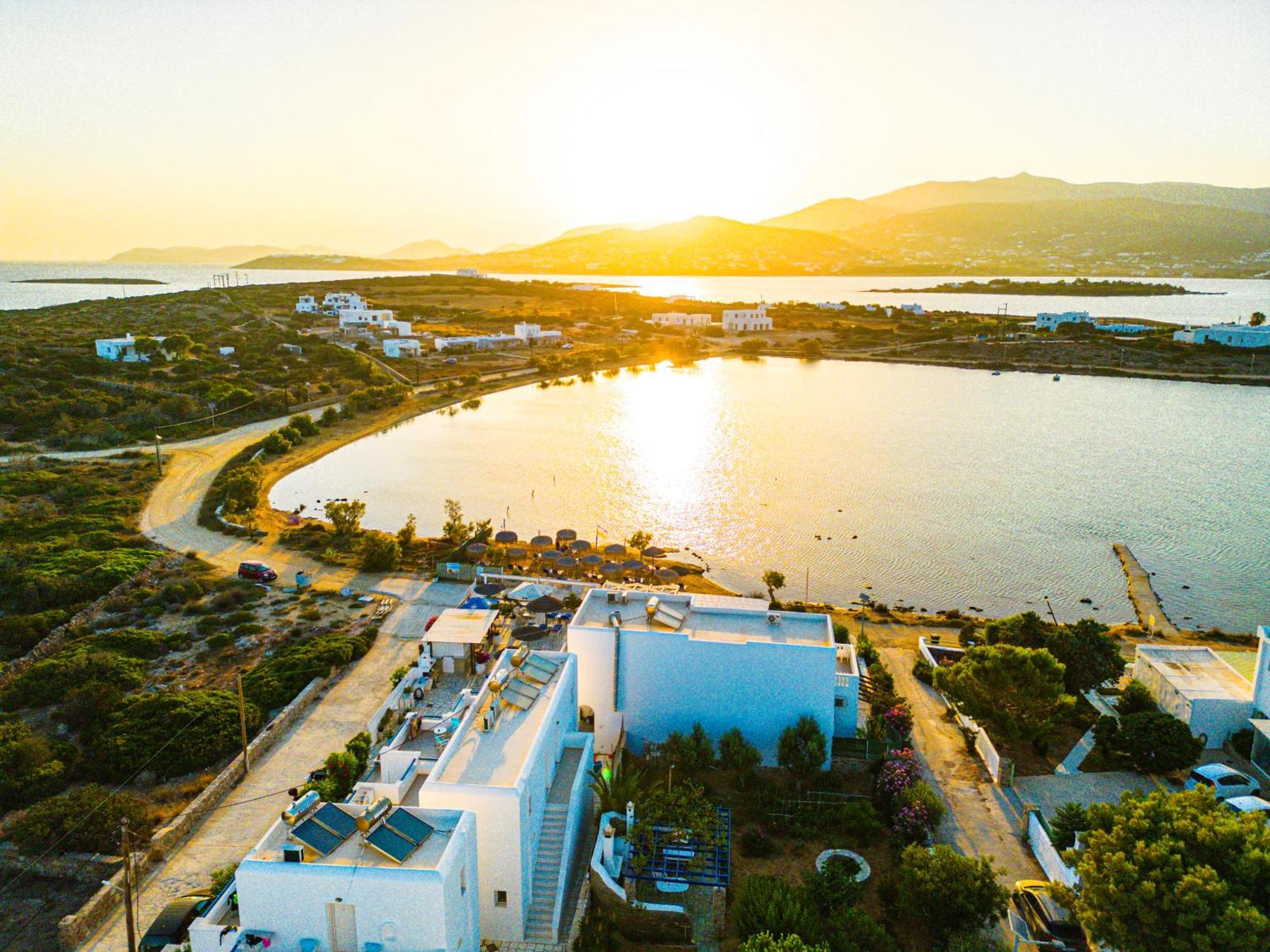 Theologos Beach Antiparos Bagian luar foto
